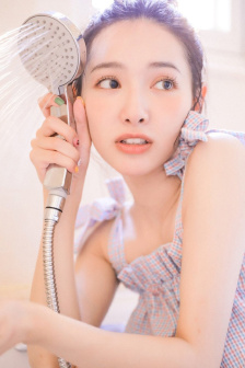 一手抚大 po